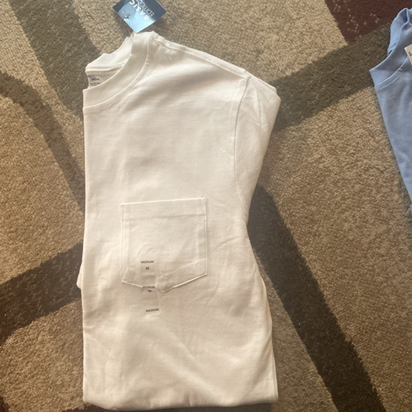 Brand New 3 pack Men’s Basic Edition Short Sleeve T-Shirts with Pockets - Picture 3 of 9